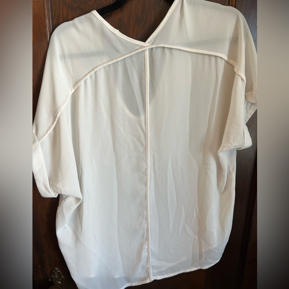 Lush, Medium oversized sheer blouse, small mark on front (pictured) - Picture 3 of 4